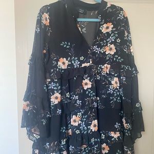 Vivi Longsleeve Mini Dress Size Medium